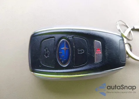 2015 Subaru Outback 2.5I Limited из США, поврежденный, VIN 4S4BSANC3F3307872